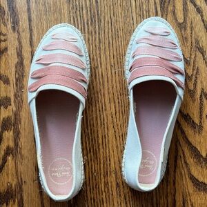 Toni Pons Espadrilles. Size 40. Barely Worn.